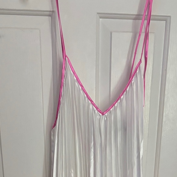 The SANG Pink & White Spaghetti Straps Top Pleated Culottes Pants Size M - Picture 1 of 7